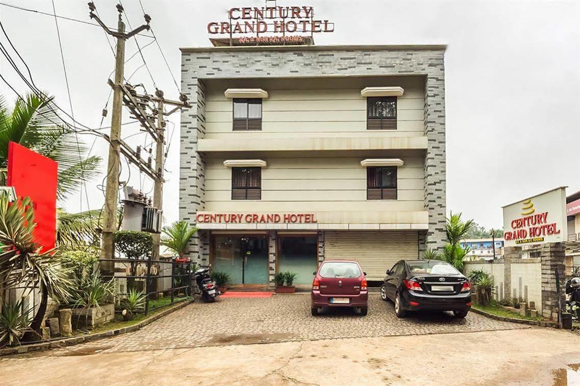 Century Grand Hotel Mananthavady Exterior photo
